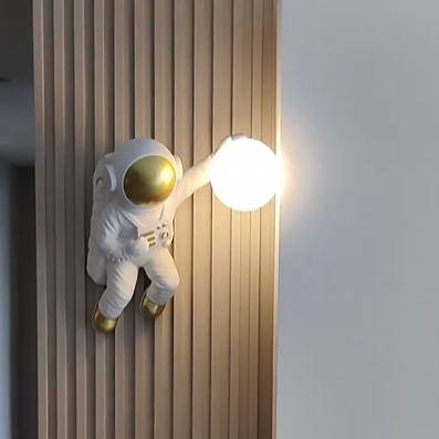 Astronaut Moon-Shaped Glow Wall Sconce