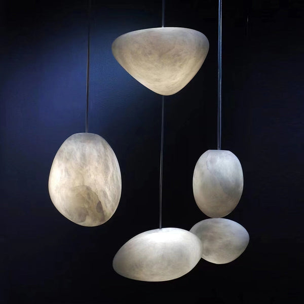 Hand‑Chiseled Galet Alabaster Brass Pendant Lamp – Sculptural Shine