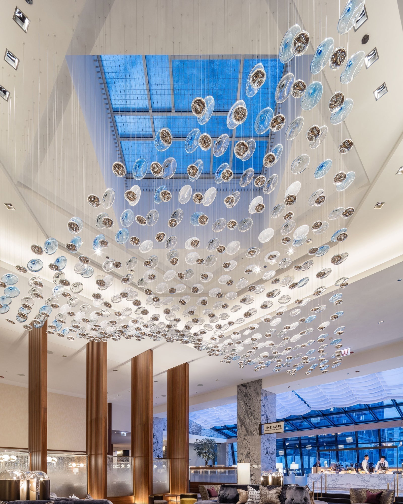 Flying Surge Chandelier-Kavker