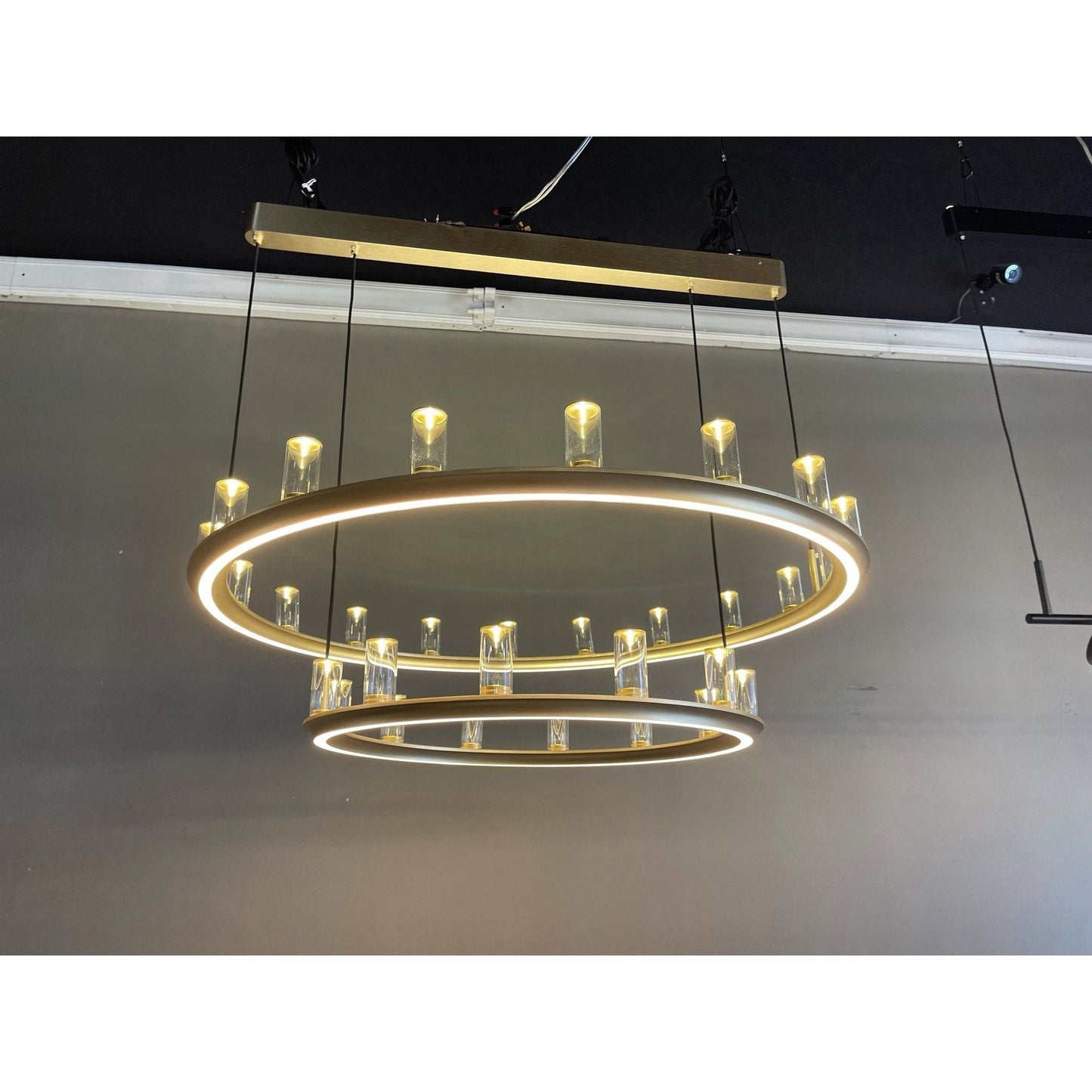 Aprilia Round LED Ring Chandelier - Kavker - 