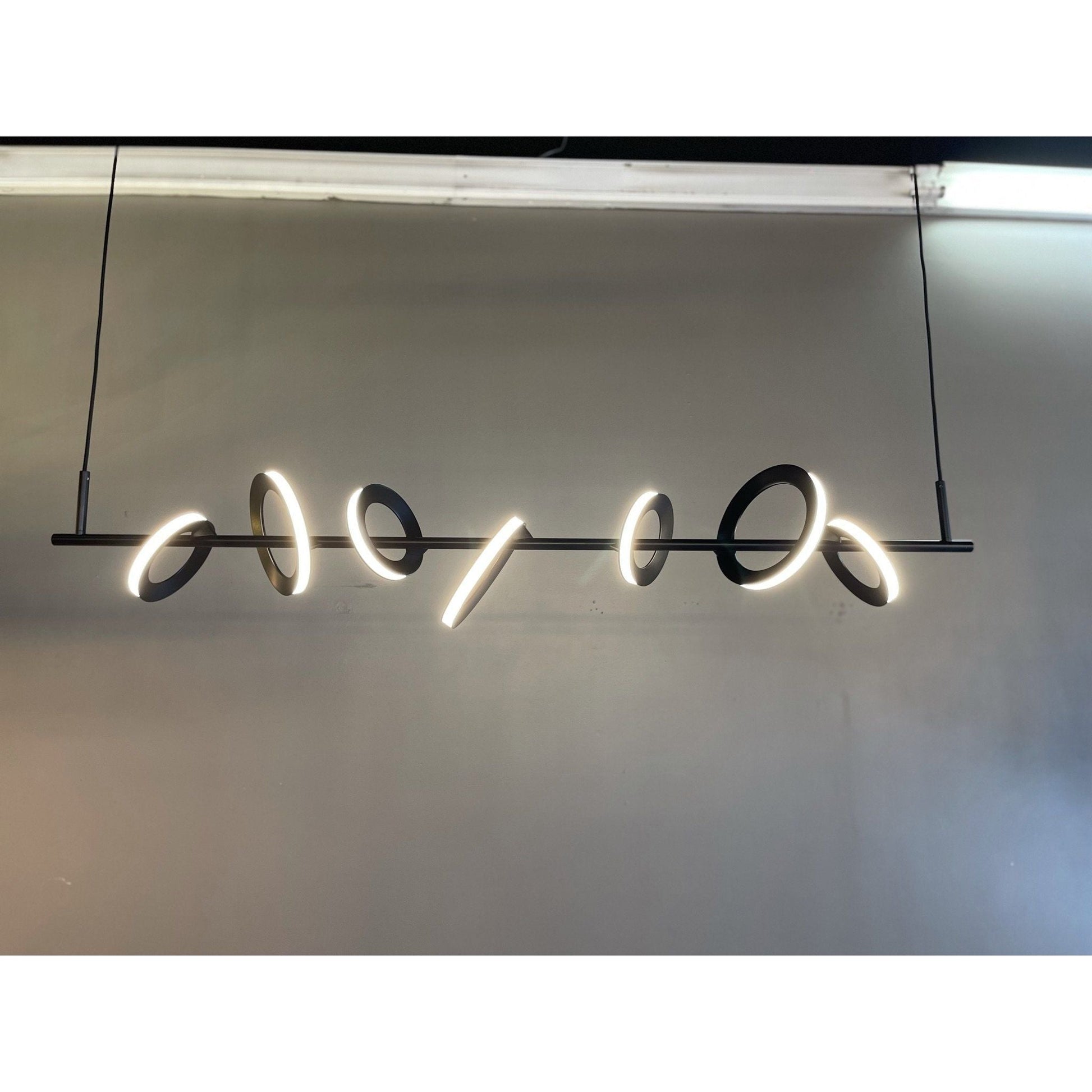 Abear Linear LED Chandelier - Kavker - 