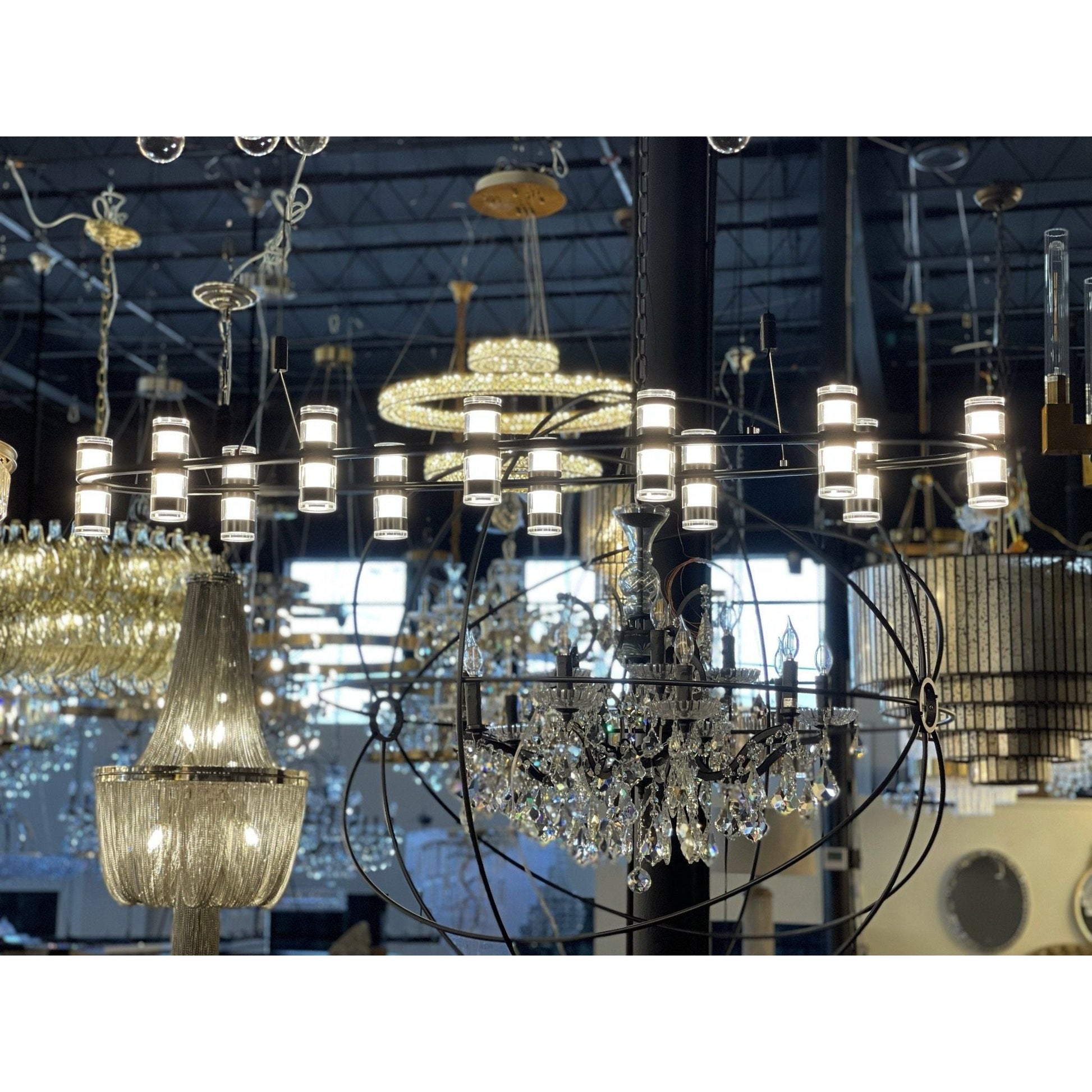 Arcanite Round / Oval LED Ring Chandelier - Kavker - 