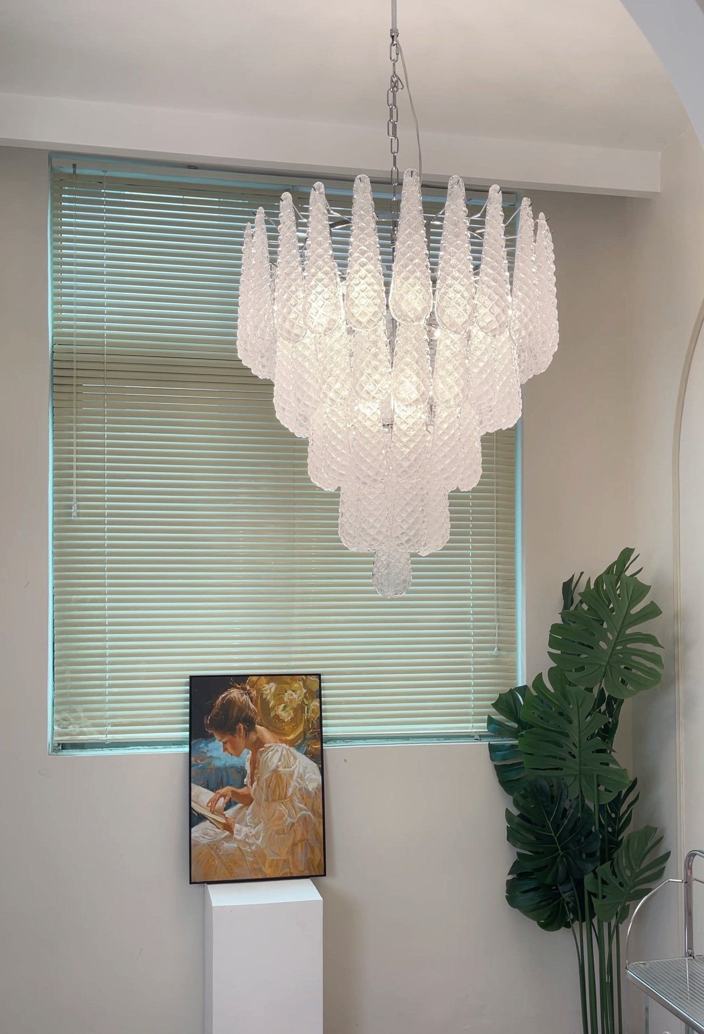 Exquisite Murano Glass Dewdrop Chandelier